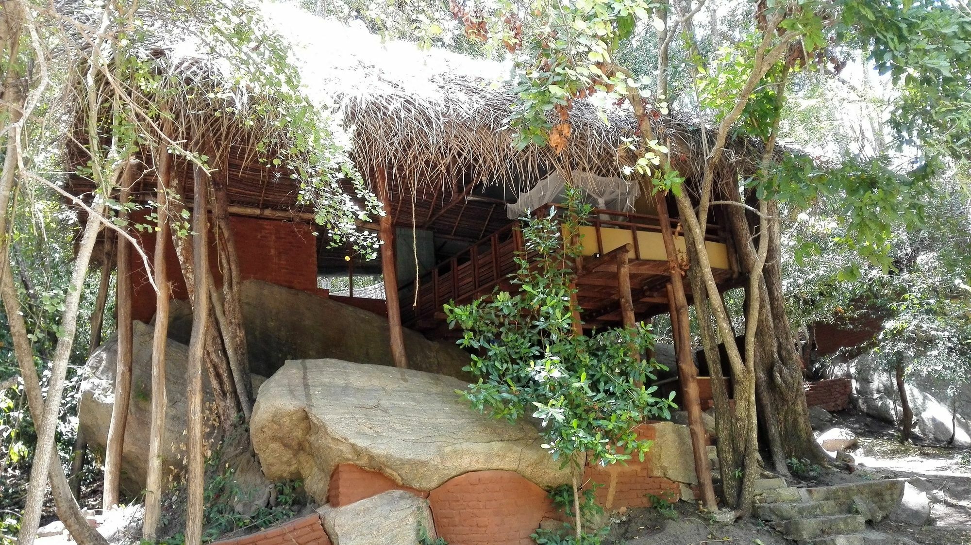 Вилла Back Of Beyond - Wild Haven Сигирия Экстерьер фото